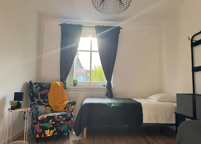 Monteurwohnung In * Merseburgo